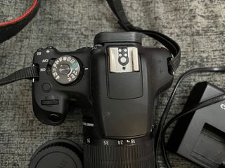 Cámara Canon EOS 2000D + Accesorios