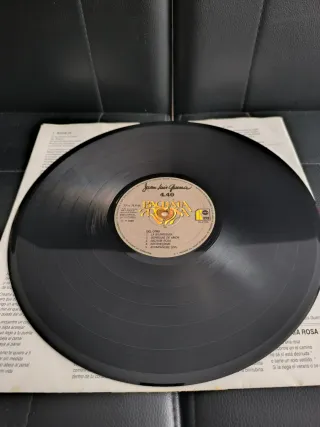 Juan Luis Guerra 4.40 – Bachata Rosa. Lp