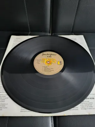 Juan Luis Guerra 4.40 – Bachata Rosa. Lp