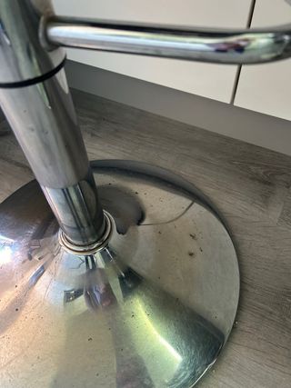 1 Taburete Polipiel gris y Metal