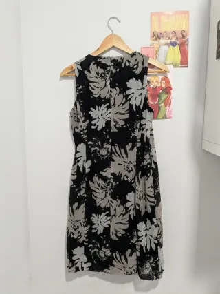 Vestido estampado floral negro y beige