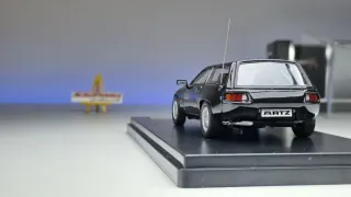 Porsche 928S Kombi 1/43 PremiumX