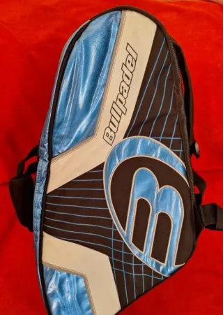 Paletero Bullpadel Pro Line Negro/Azul