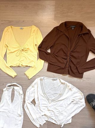 Lote NUEVE  TOPS Y CAMISETAS VARIAS MARCAS