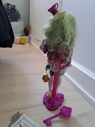 Muñeca Ever After High Madeline Hatter