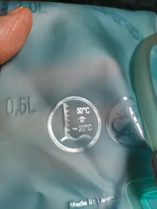 Bolsa de hidratación 2L Depósito Camelback. Nueva.