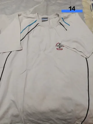 Camiseta Manga Larga Dominica León Blanca