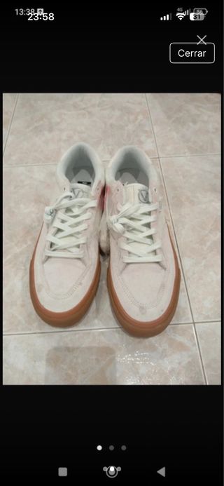 Tenis Vans sin estrenar talla 42