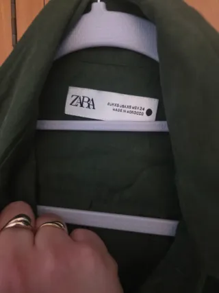 Camisa Zara Talla XS Verde Mujer