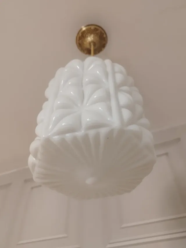 Lámpara colgante opalina geométrica blanca