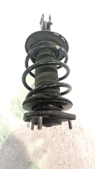 AMORTIGUADOR DELANTERO DERECHO TOYOTA AURIS 810677