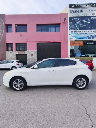 Alfa Romeo Giulietta 2011