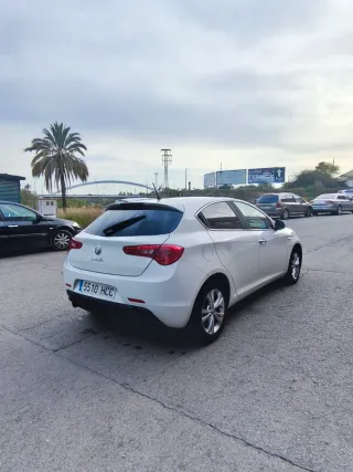 Alfa Romeo Giulietta 2011