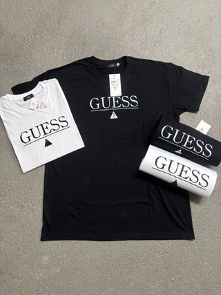 Camisetas Guess Negras y Blancas