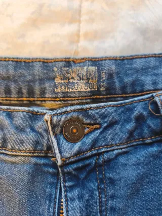 Pantalón vaquero azul