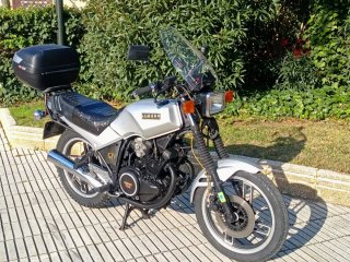 Yamaha XS400