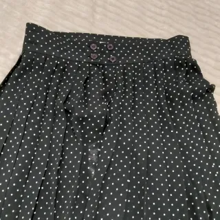 Falda MEXX negra topos blancos T.38