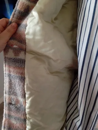 Abrigo Vintage Gris y Rosa