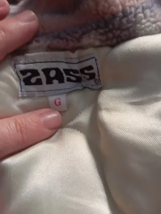 Abrigo Vintage Gris y Rosa