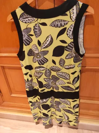 Vestido amarillo sin mangas talla 46/48