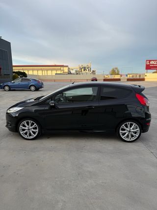 Ford Fiesta ST 2014