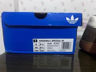 Adidas Spezial Marrones y Blancas