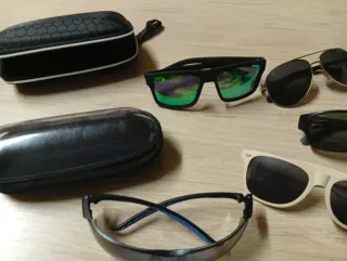 Lote 6 Gafas de Sol y Estuches