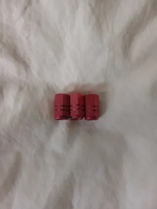 Tapones de válvula rosas