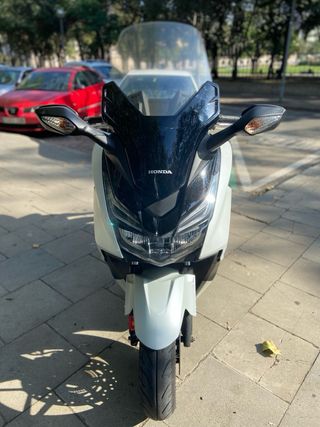 Honda Forza 125
