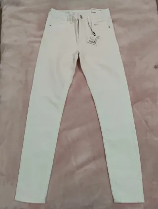 Pantalón Zara Skinny Talla 11/12 Años