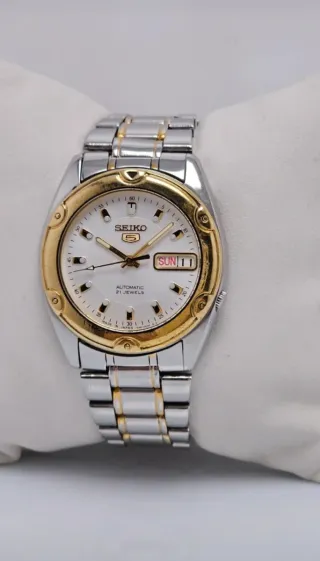 Seiko 5 automático