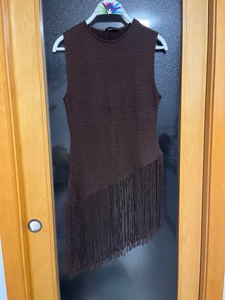 Top Zara asimétrico con flecos T/M