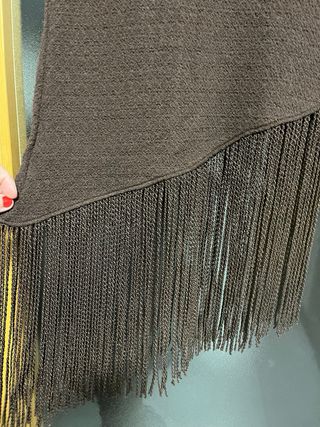 Top Zara asimétrico con flecos T/M