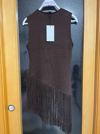 Top Zara asimétrico con flecos T/M