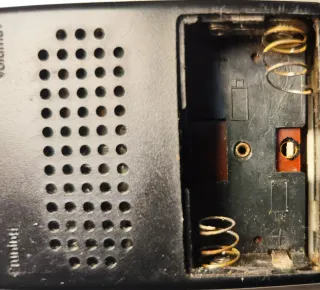 Radio Transistor AM Aiwa AR-777 de 1977