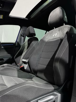 Volkswagen Golf R310 2.0 TSI