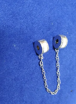 Cadena d seguridad tipo clip pulsera pandora plata