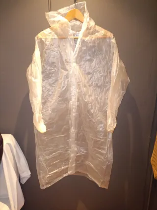 - Lote de Chubasqueros .! OFERTA .!!!