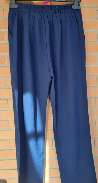 Pantalón azul goma