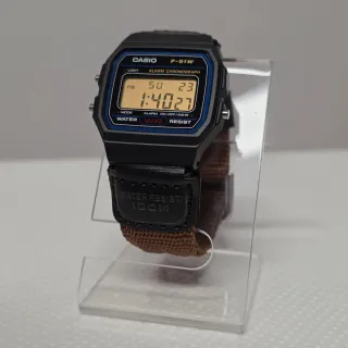 Casio F-91W personalizzato