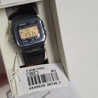 Casio F-91W personalizzato