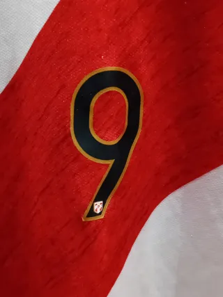 Camiseta fútbol Perú Marathon Talla S Lapadula