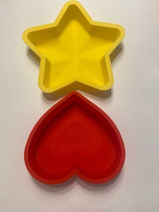 Moldes para pasteles (rojo y amarillo)