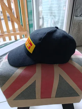 Cappellino nero Pirelli