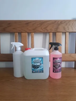 Kit Limpiallantas y Limpiasalpicaderos Coche