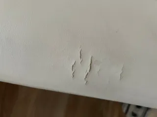 Sofá de piel blanco