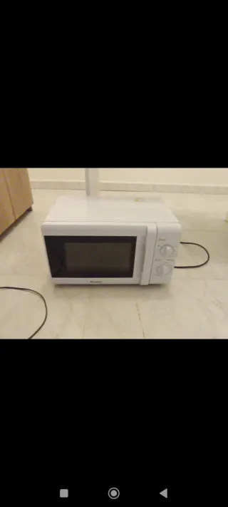 Microondas blanco casi nuevo