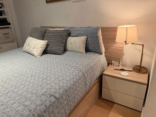 Cama de 150 con canapé,cabecero y mesillas a juego