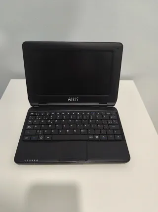 Mini portátil 7 pulgadas con teclado – Airis Kira