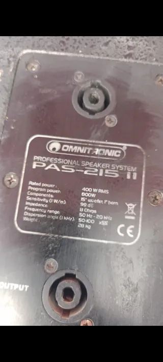 Equipo de sonido HK Audio y Peavey